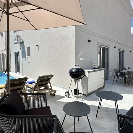 וילה Alfarroba - Heated Pool - 10 Pax -